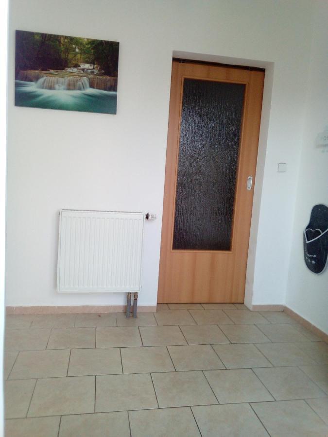 Apartman U Parku Wallern Exterior foto